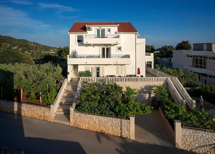 Fio - Rooms&studio Affittacamere 3*