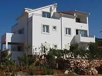 Gæstehus Fio - & Hvar Town